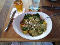 Dinner at Keoki's Paradise on second day after boat dive